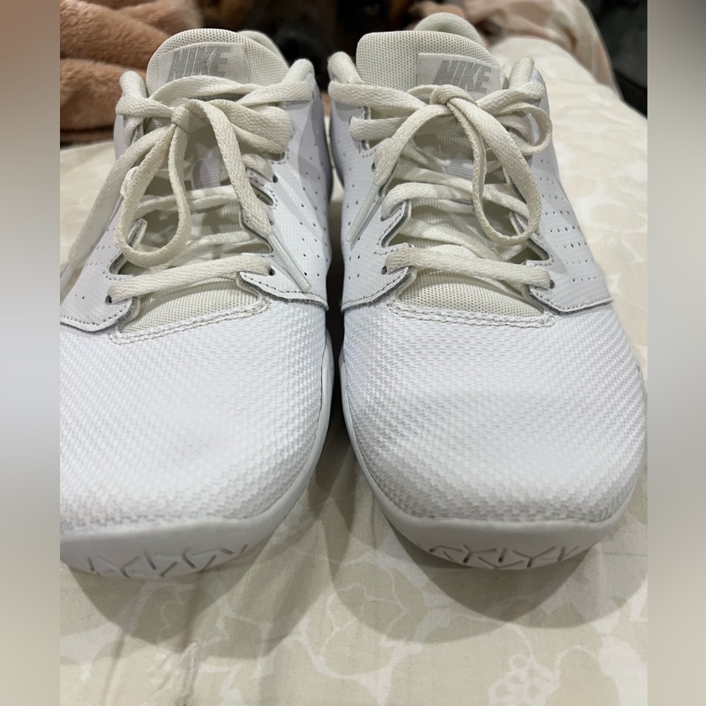 sideline nike cheer shoes